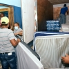 Gobierno lleva primera asistencia a familias en sector San Carlos